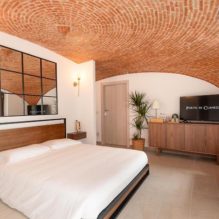 Porto Di Clanezzo Bed & Breakfast Екстериор снимка
