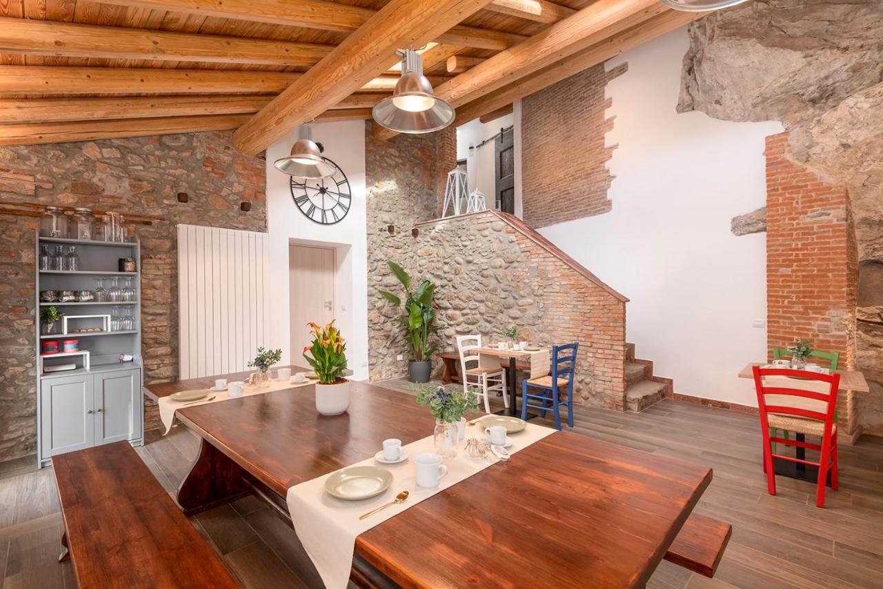 Porto Di Clanezzo Bed & Breakfast Екстериор снимка