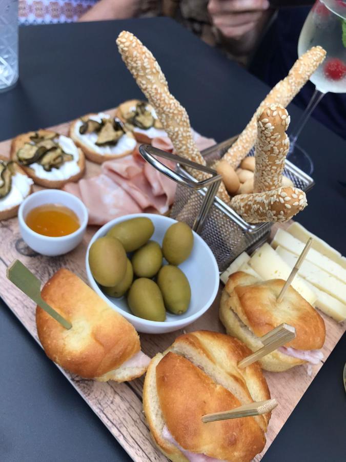 Porto Di Clanezzo Bed & Breakfast Екстериор снимка